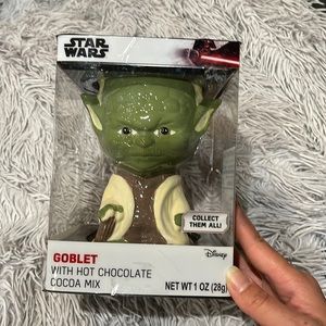 Star Wars Yoda goblet w/hot chocolate cocoa mix NWT